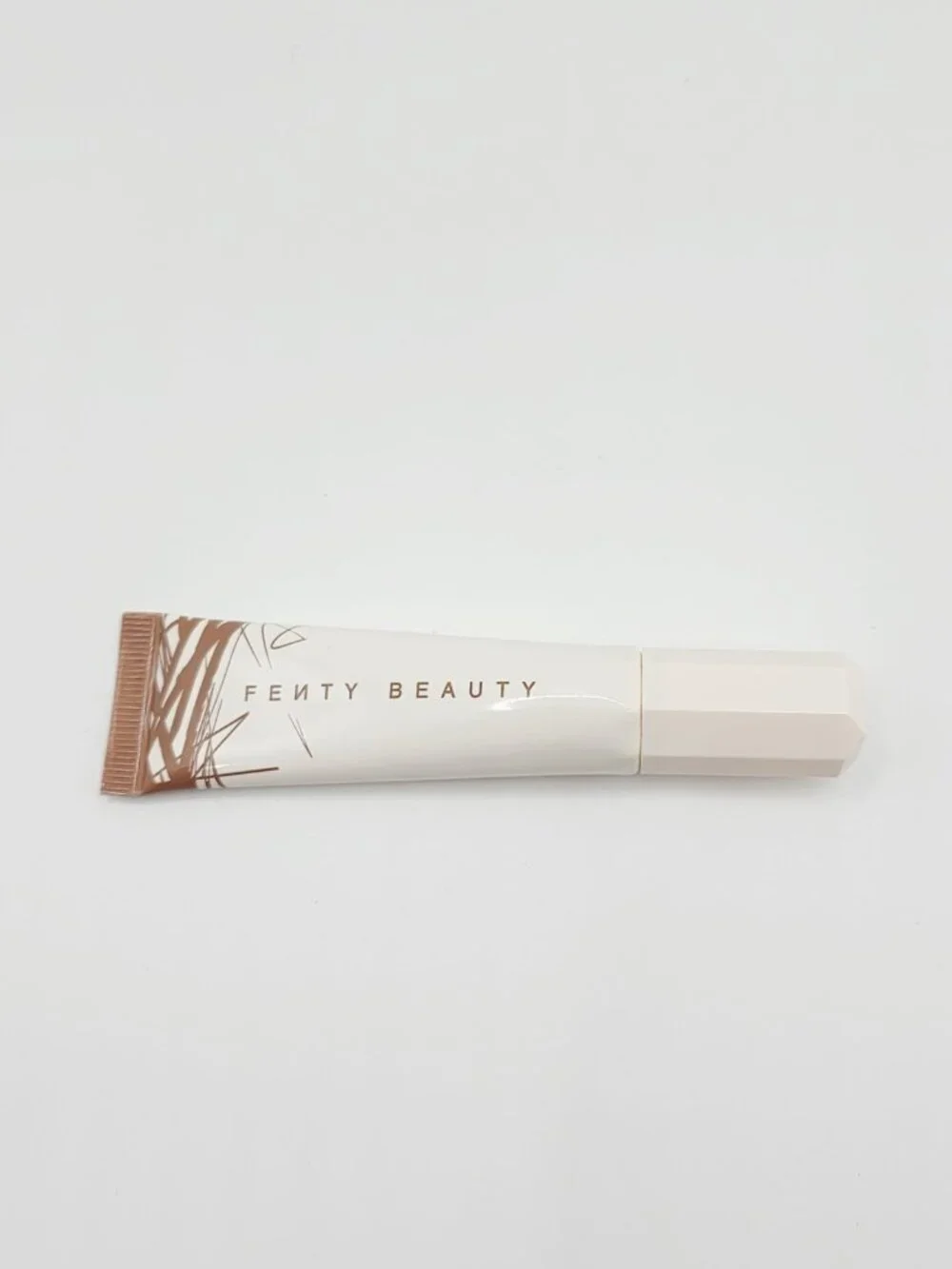 Fenty Beauty by Rihanna Pro Kiss'r Luscious Lip Balm  12ml Cocoa Drizzle